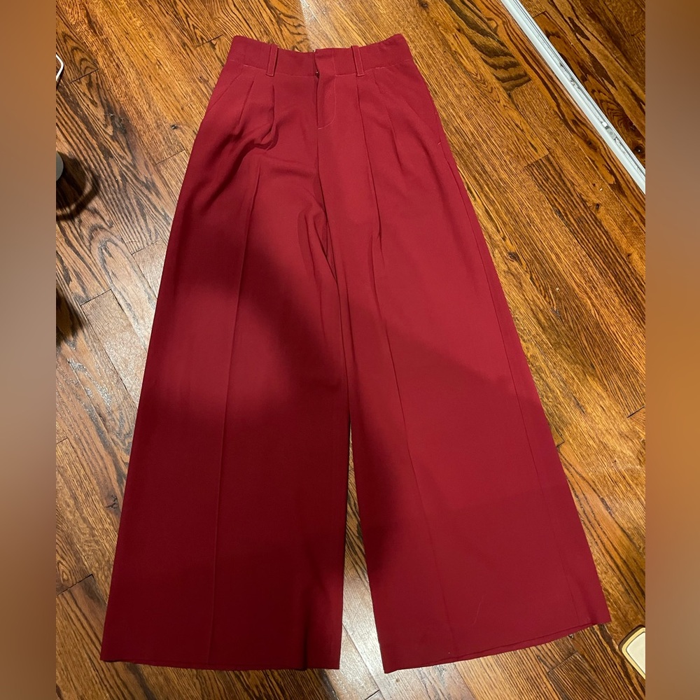 Alice + Olivia Burgundy Pants Size 0
